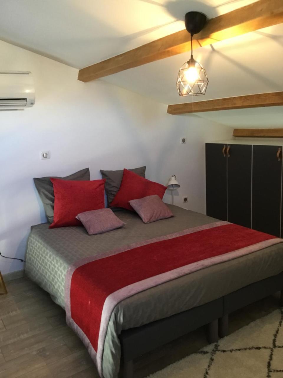 Ancre Du Cap Apartment อองทีบส์ ภายนอก รูปภาพ