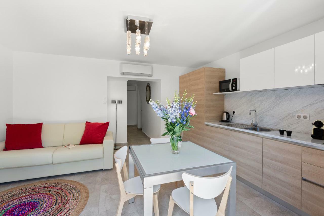 Ancre Du Cap Apartment อองทีบส์ ภายนอก รูปภาพ
